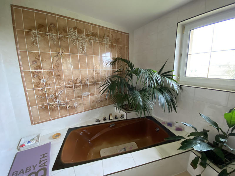 Maison - 380 m² - 8 pièces