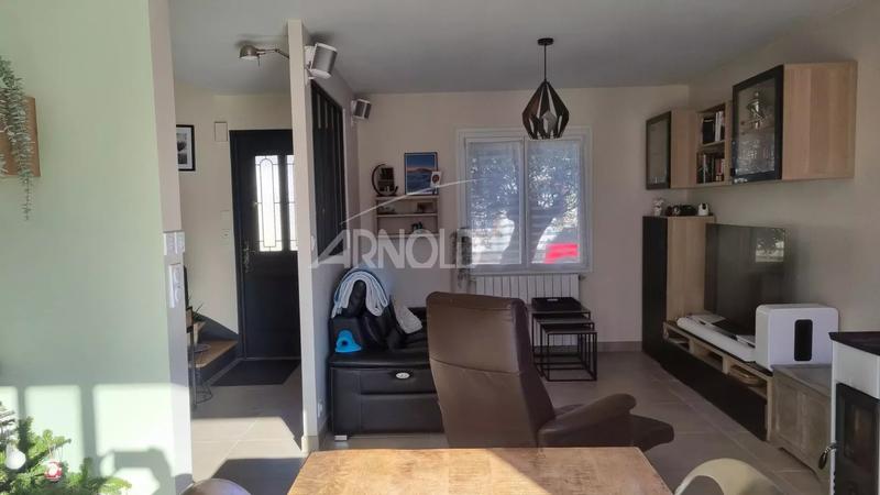 Maison - 99 m² - 5 pièces