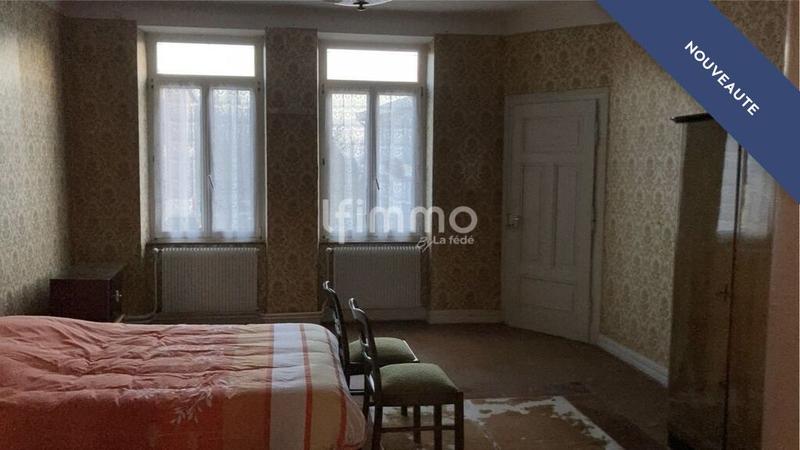 Maison - 288 m² - 9 pièces