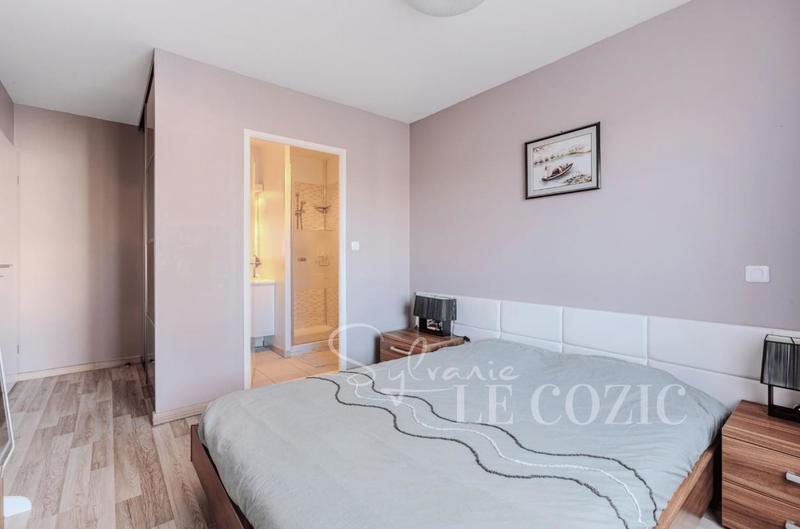 Appartement - 96 m² - 4 pièces