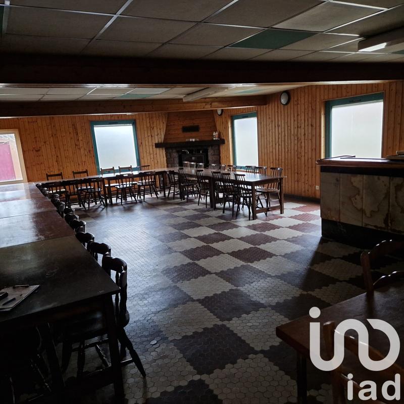 Maison - 260 m² - 11 pièces