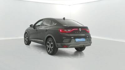 Renault Arkana E-Tech 145 21b Intens 5p