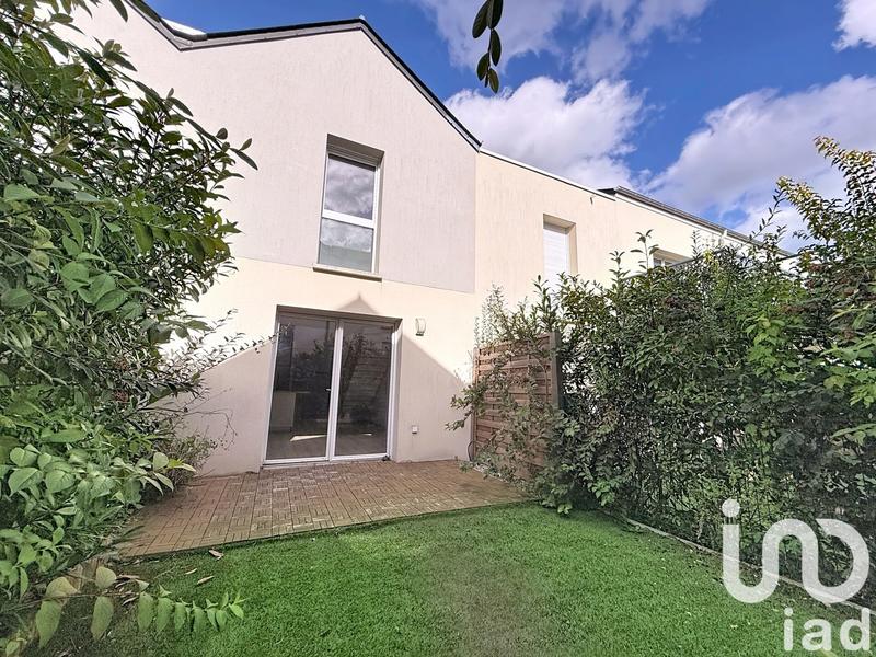 Maison de ville - 64 m² - 3 pièces