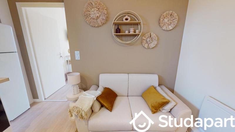 Chambre - 11 m² - 1 pièce