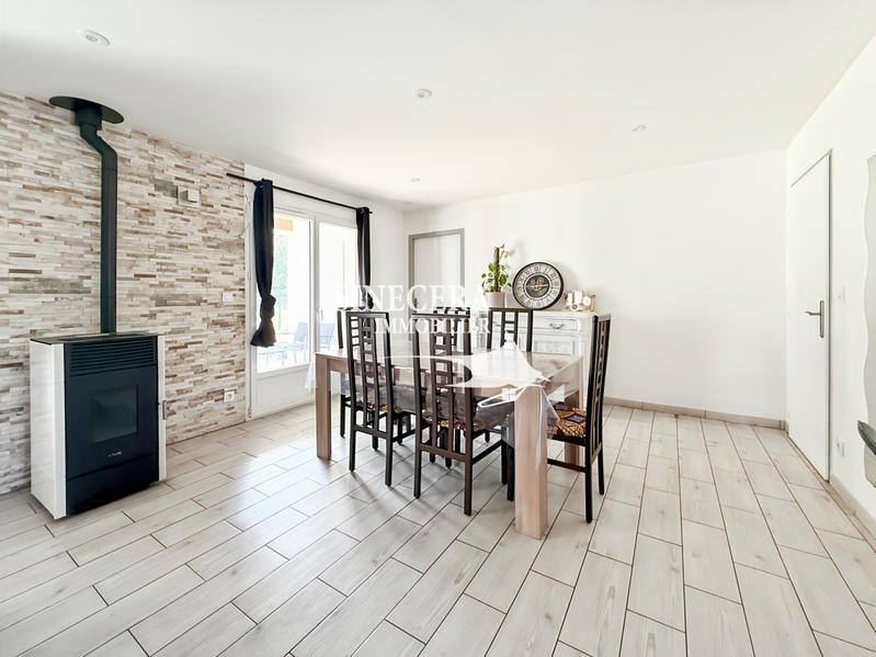 Maison - 100 m² - 5 pièces