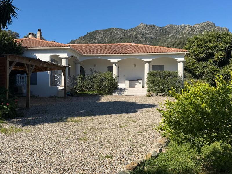 Villa - 185 m² - 5 pièces