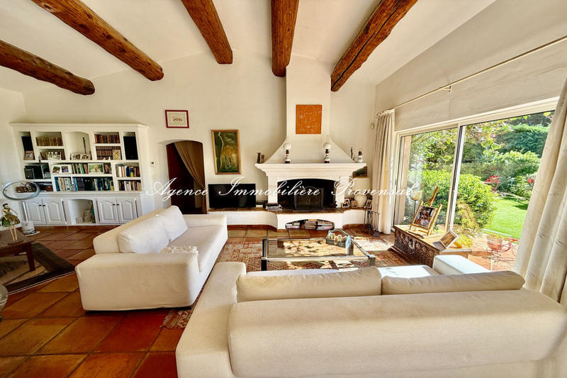 Maison - 167 m² - 6 pièces