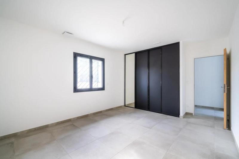 Maison - 266 m² - 5 pièces