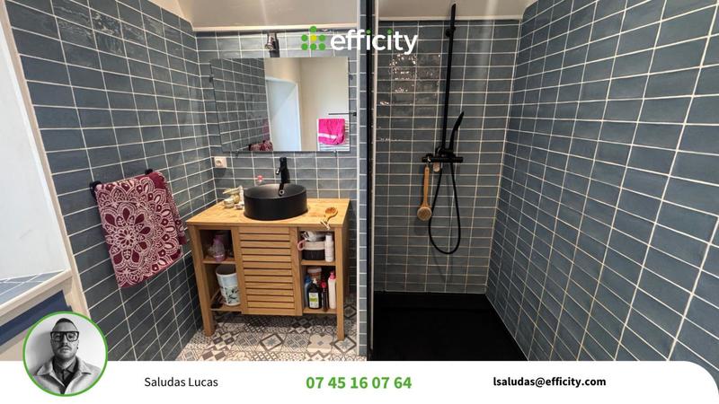 Maison - 162 m² - 9 pièces