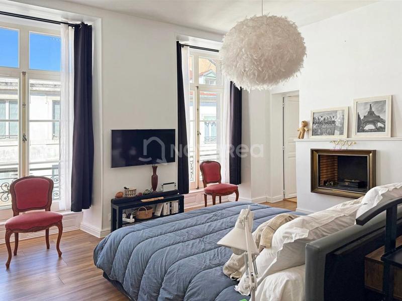 Duplex - 189 m² - 6 pièces