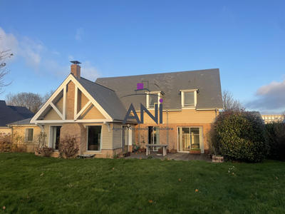 Maison contemporaine - 151 m² - 6 pièces