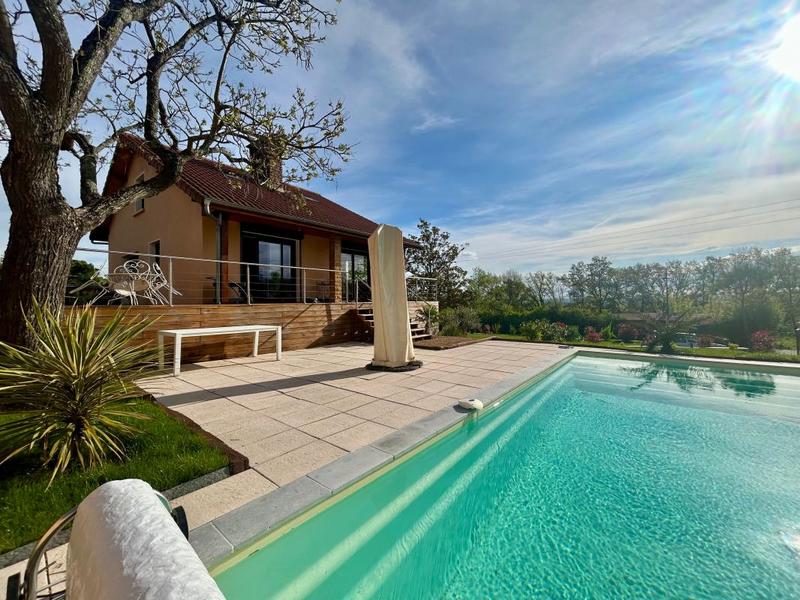 Maison - 153 m² - 7 pièces