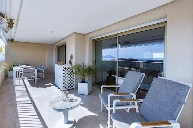 Appartement - 103 m² - 4 pièces