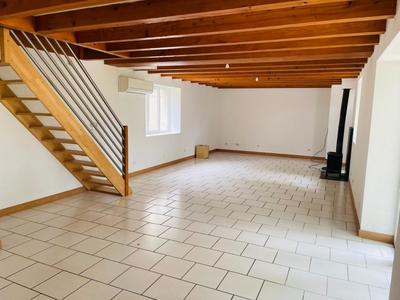 Maison en pierre - 105 m² - 5 pièces