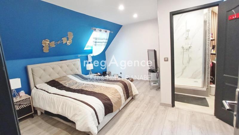 Maison - 130 m² - 7 pièces