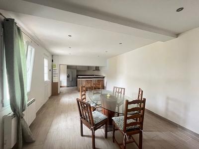 Maison - 100 m² - 6 pièces