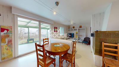 Maison - 80 m² - 5 pièces