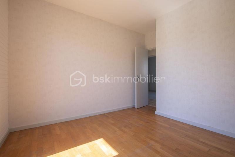 Maison - 94 m² - 5 pièces