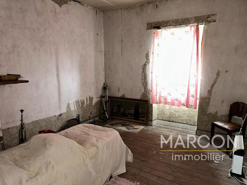 Maison - 160 m² - 7 pièces