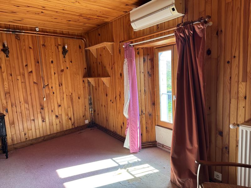 Maison en pierre - 185 m² - 10 pièces