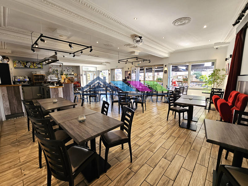 Fonds de commerce - Magasins - 200 m²