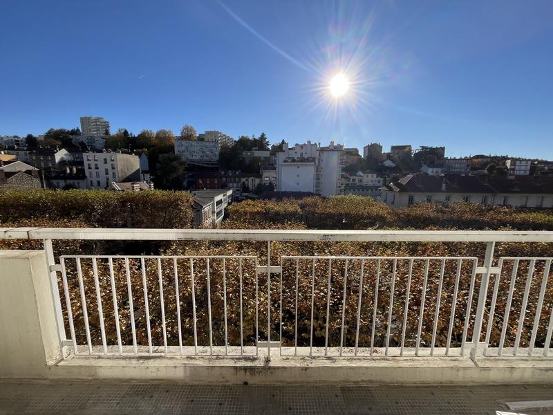 Appartement - 97 m² - 4 pièces