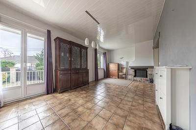 Maison - 102 m² - 6 pièces