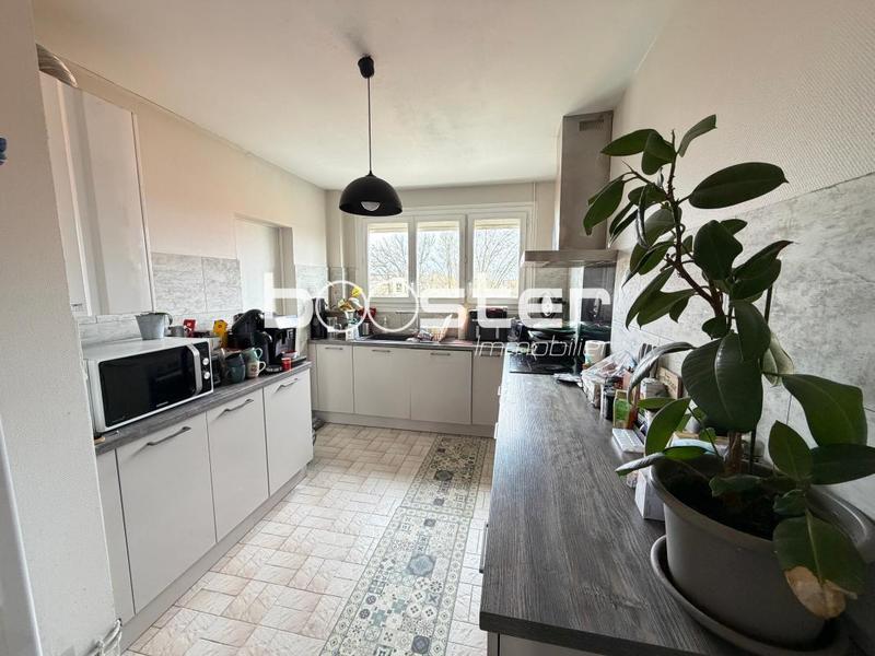 Appartement ancien - 74 m² - 4 pièces