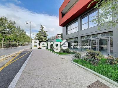 Local commercial - 325 m²