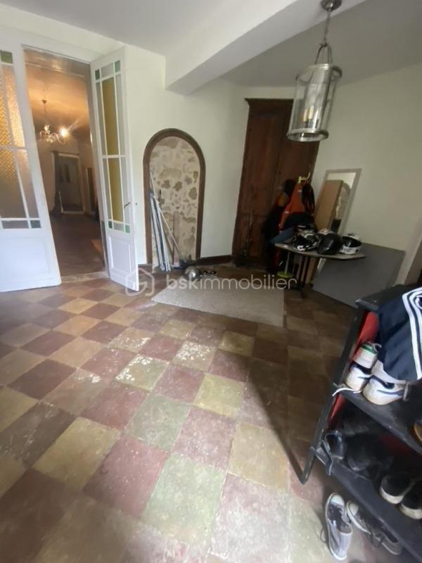 Propriété - 400 m² - 10 pièces