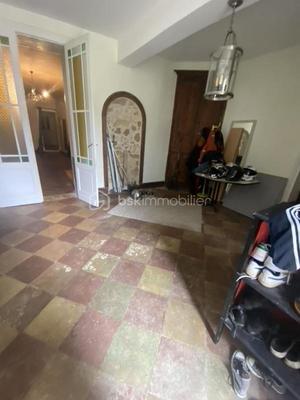 Propriété - 400 m² - 10 pièces