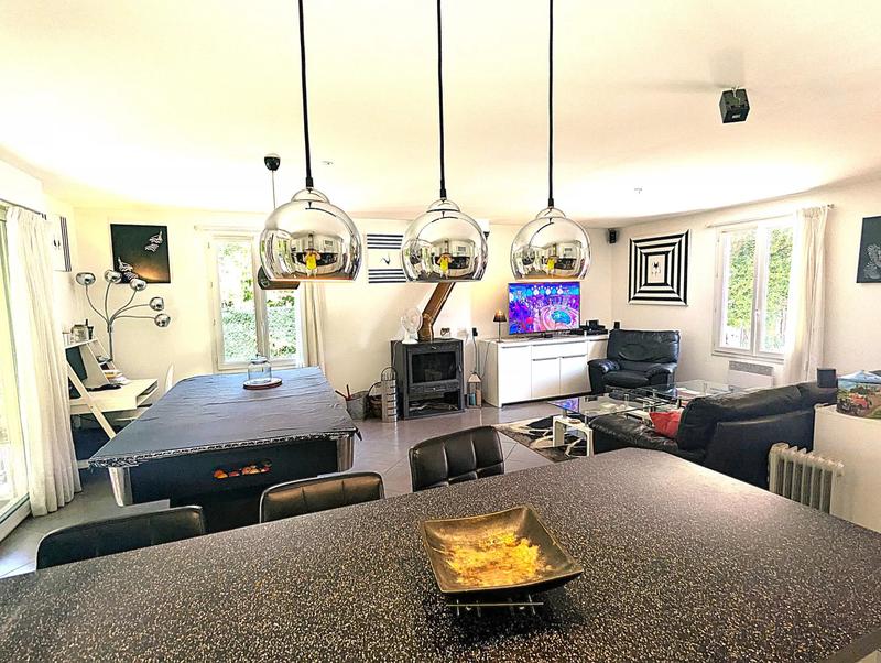 Maison - 98 m² - 4 pièces