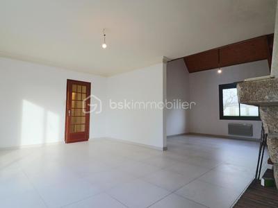 Demeure - 125 m² - 6 pièces