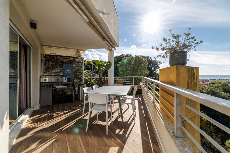 Appartement - 96 m² - 4 pièces