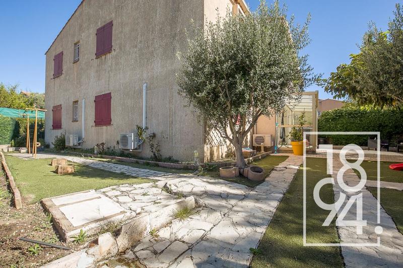 Appartement - 104 m² - 4 pièces