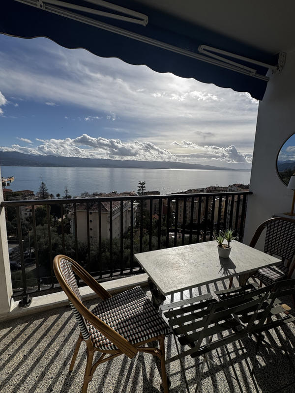 Appartement - 107 m² - 4 pièces