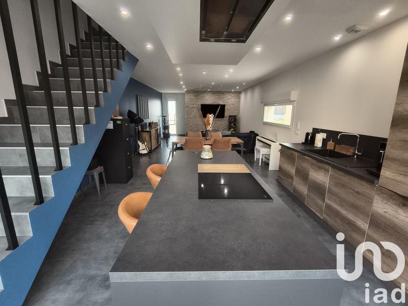 Maison - 112 m² - 6 pièces