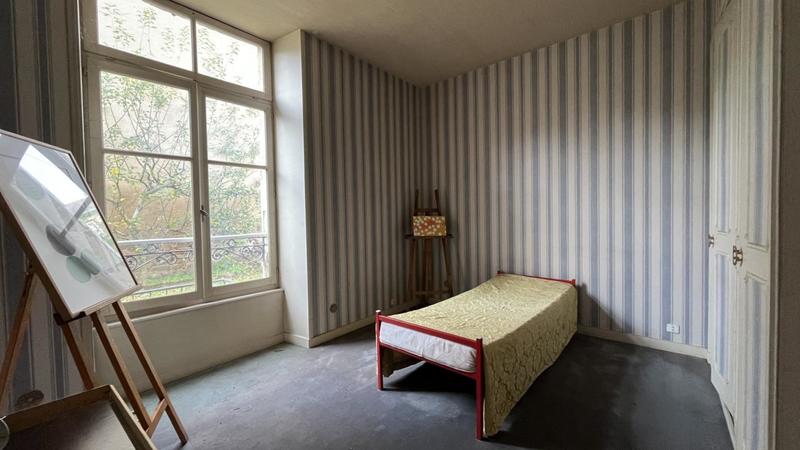 Maison en pierre - 335 m² - 12 pièces