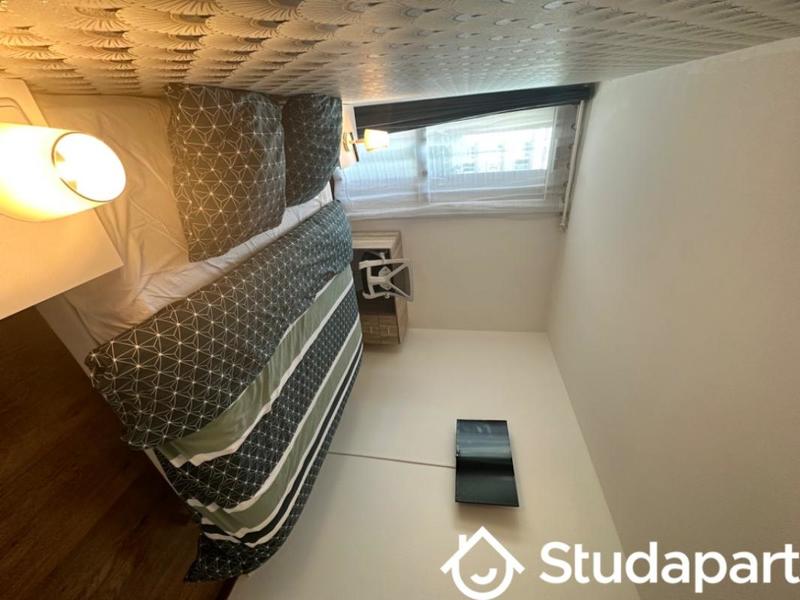 Chambre - 9 m² - 1 pièce