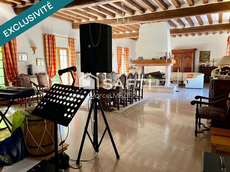 Propriété - 327 m² - 7 pièces