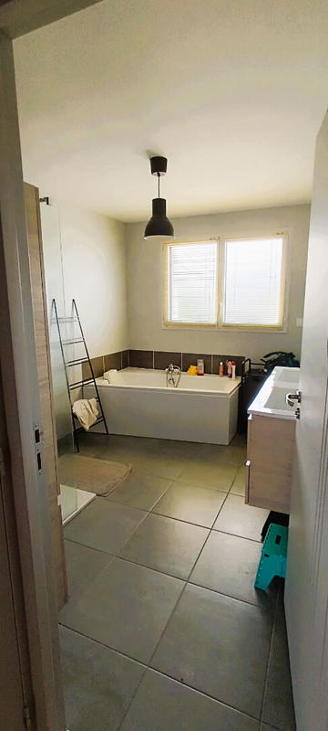 Maison - 136 m² - 7 pièces