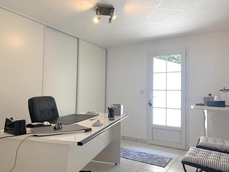 Maison - 245 m² - 6 pièces