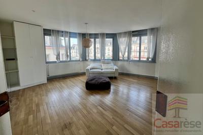 Appartement - 162 m² - 7 pièces