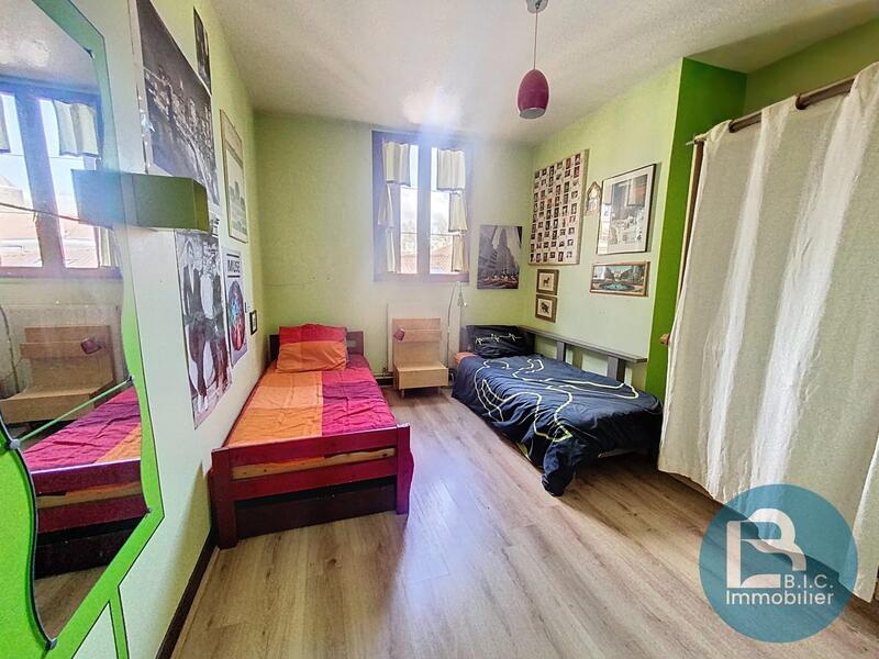 Appartement - 149 m² - 5 pièces