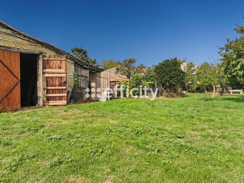 Maison - 282 m² - 1 pièce