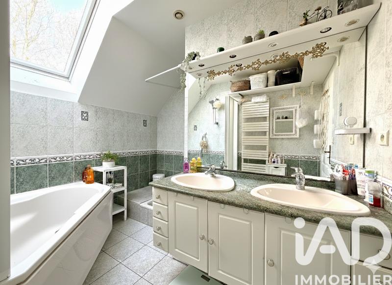 Maison - 170 m² - 7 pièces