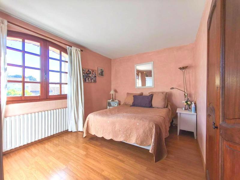 Maison ancienne - 175 m² - 6 pièces