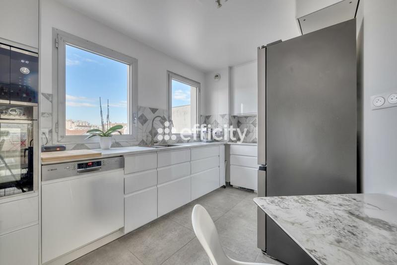 Appartement - 144 m² - 7 pièces