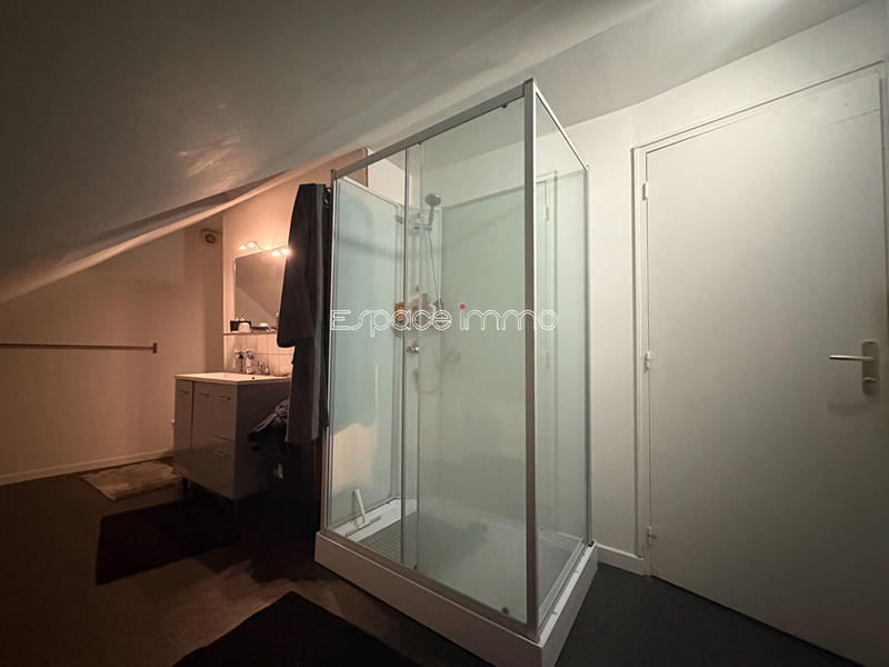 Immeuble - 18 m² - 4 pièces