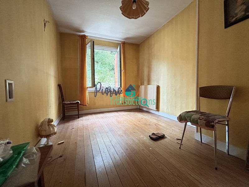 Maison - 87 m² - 4 pièces